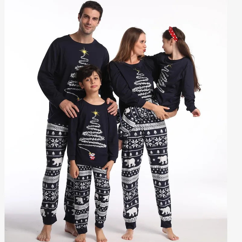 2025 New Family Christmas Pajamas Mom Dad Kids Matching Clothing Set Baby Romper Pjs Soft Loose 2 Pieces Suit Homewear Xmas Look